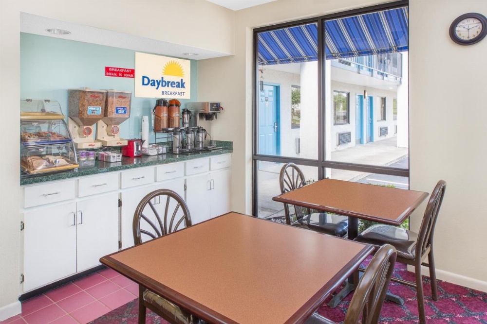 Days Inn by Wyndham N Little Rock East Image 22